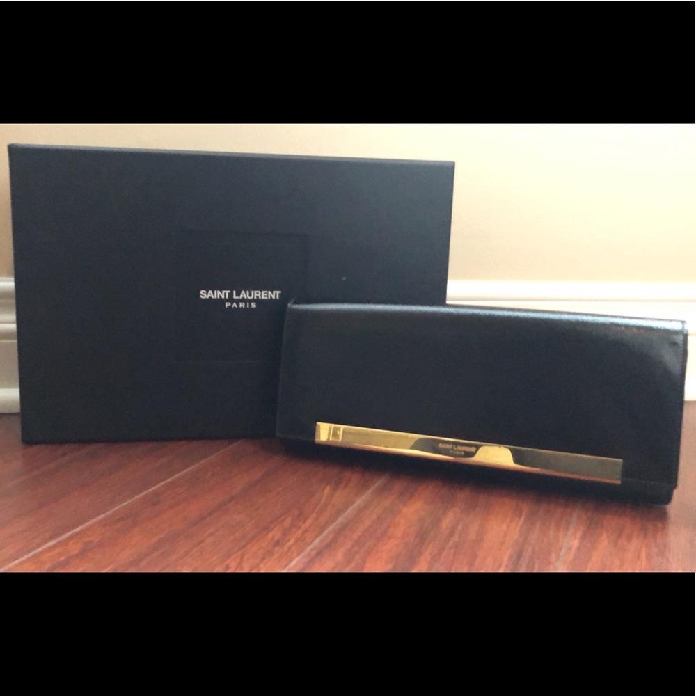 YSL bo pochie clutch black/gold